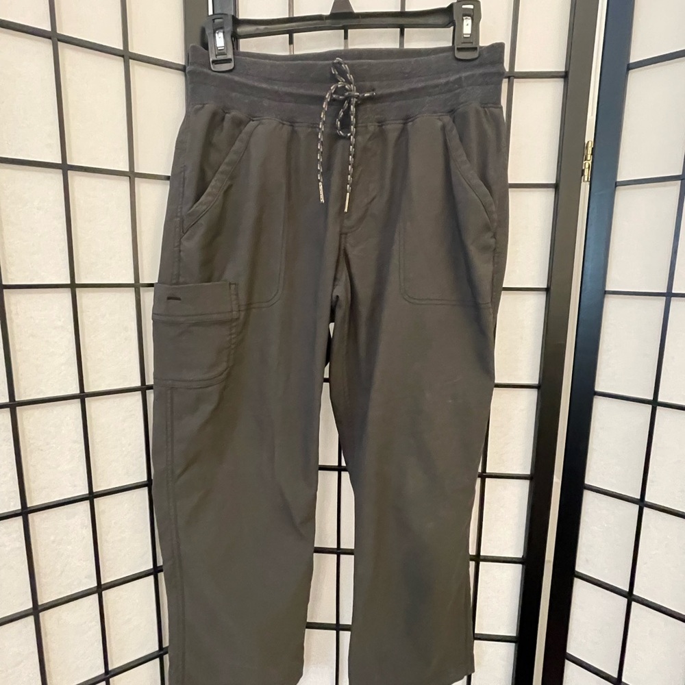 Columbia Women’s Capri Pants Medium